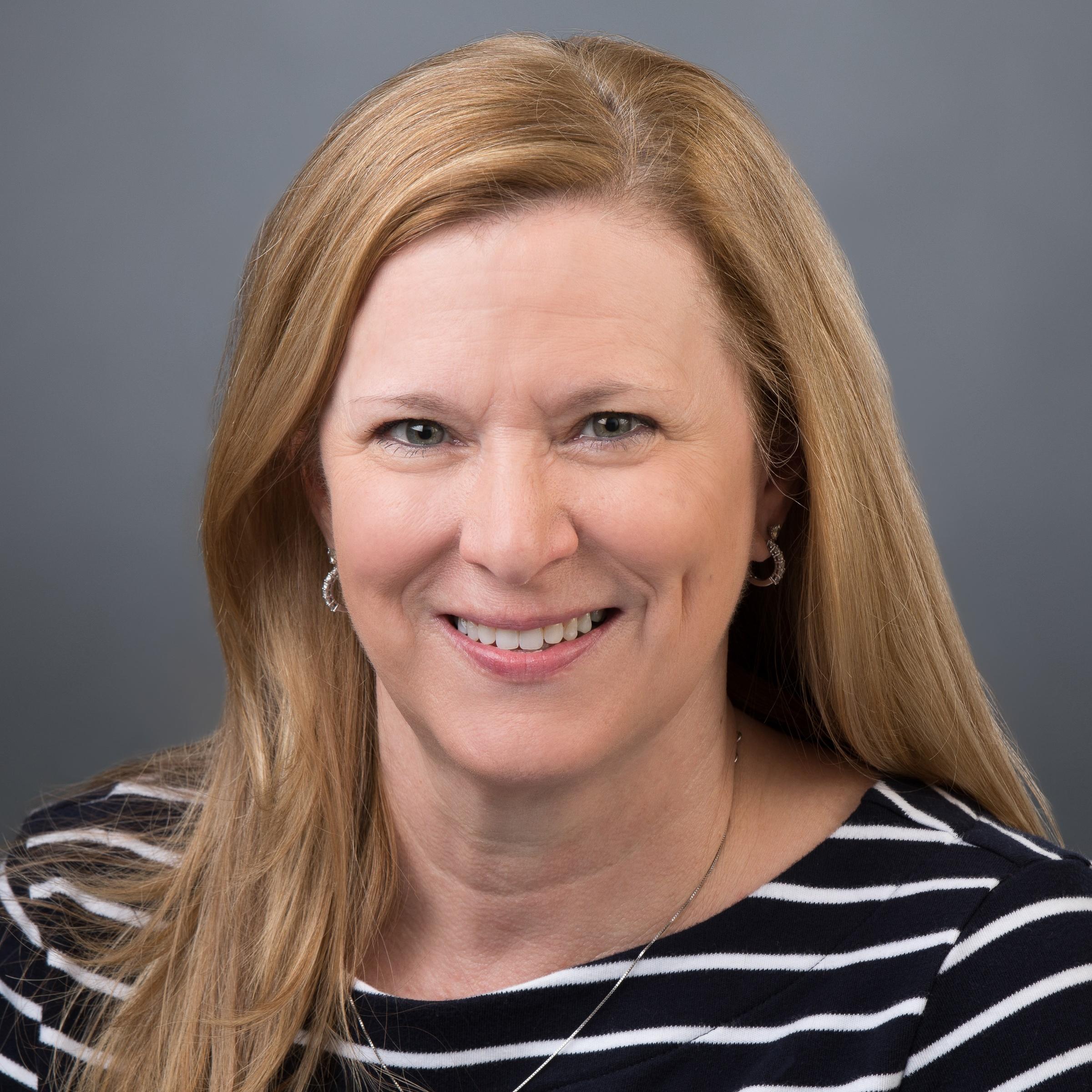 Cynthia DiVincenti headshot
